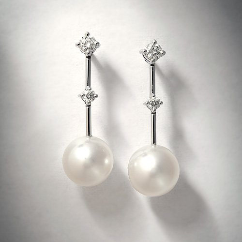 Pearl and Daimond Drop Earrings by Detroit product photographer Don Schulte: Detroit Food photography, Product Photography, Architectural Photography by Don Schulte